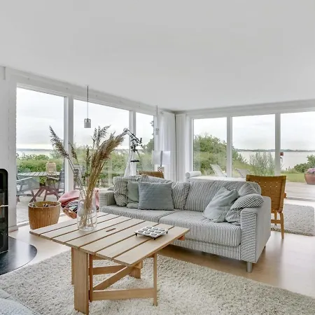 Sissela - 5m From The Sea By Interhome Holiday home